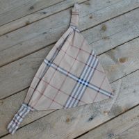 Burberry kockás patentos kislány fejkendő