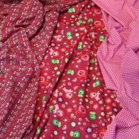 Bordó-pink oroszlános anyag